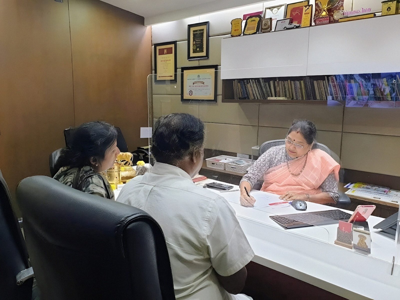 Dr. Kalpana Srikaanth Gemstone Consultation